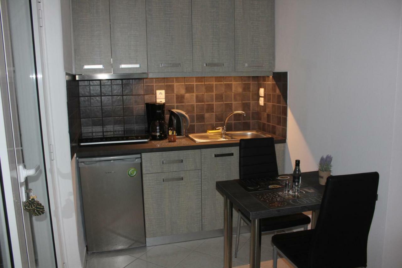 Aaron Studios Apartments Agia Fotia  Luaran gambar