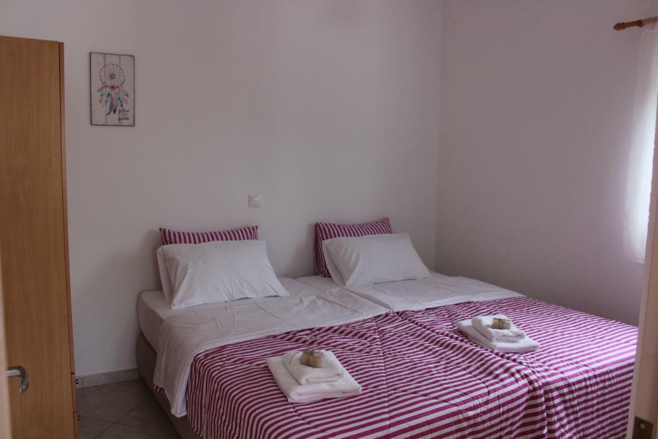 Aaron Studios Apartments Agia Fotia  Luaran gambar